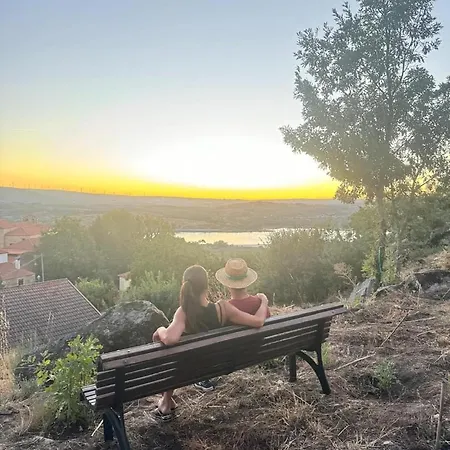 Guestready - Countryside Atmosphere In Sernancelhe * Fonte Arcada